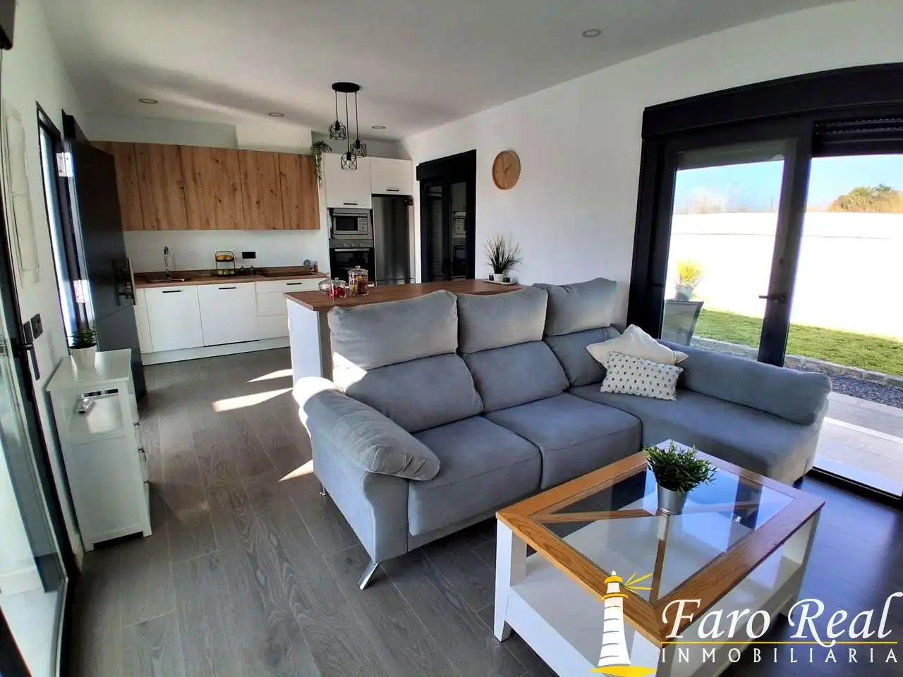 Living room of Houses for rent in Sanlúcar de Barrameda  with Air Conditioner, Private garden and Swimming Pool