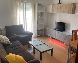 Living room of Flat for sale in Salamanca Capital  with Heating, Parquet flooring and Terrace