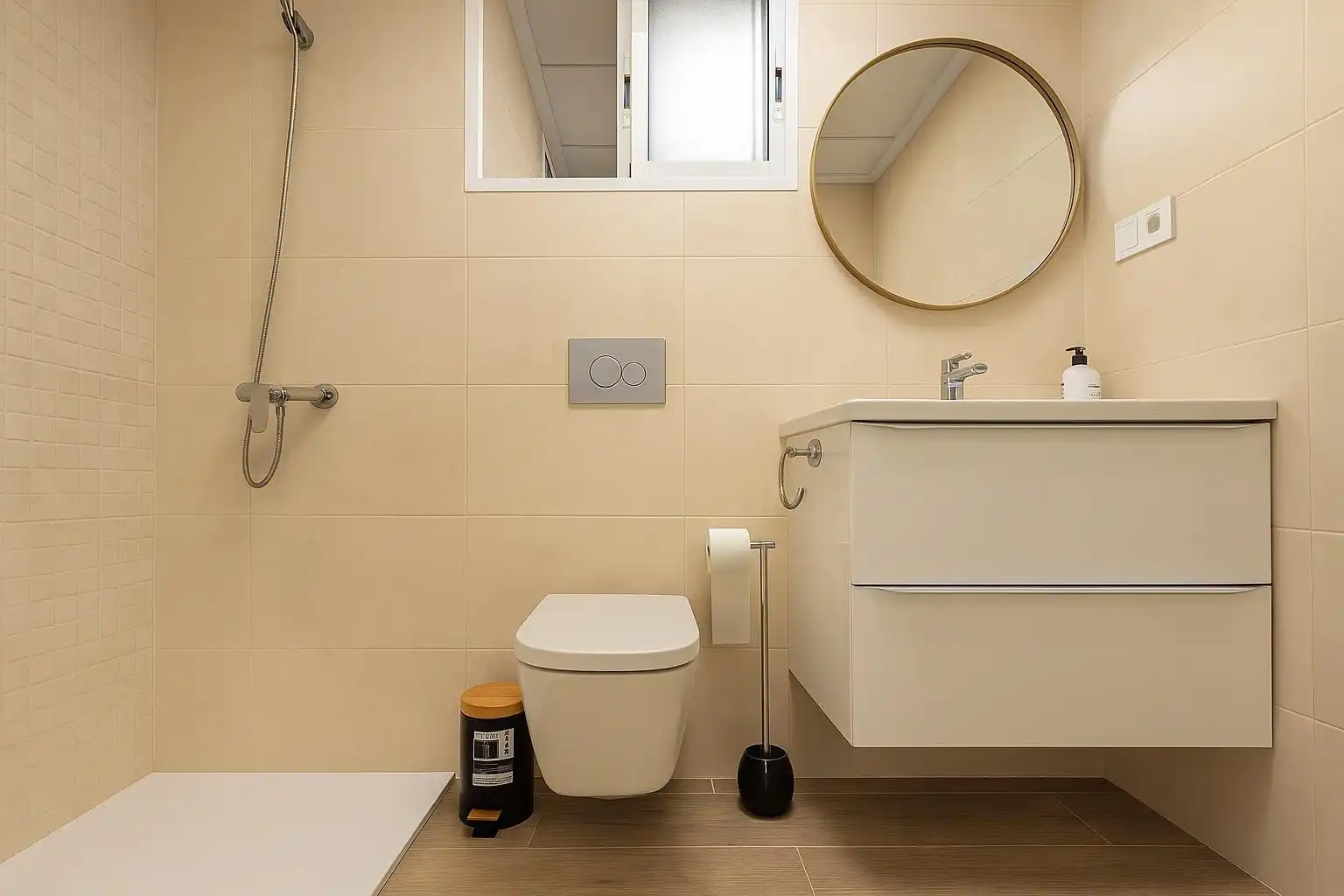 Badezimmer von Wohnung zur untervermieten in Elche / Elx