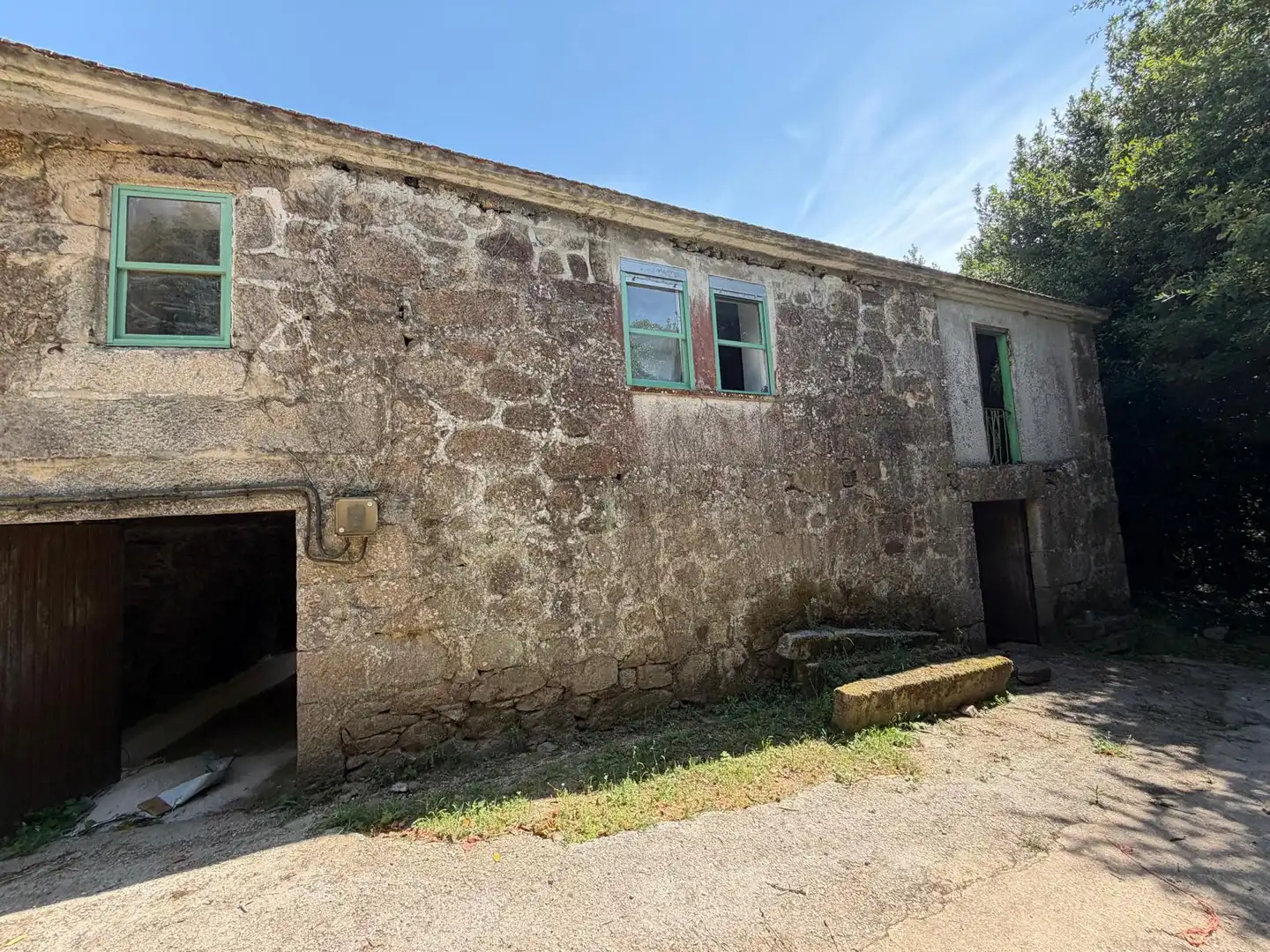 Vista exterior de Finca rústica en venda en Gomesende amb Jardí privat, Terrassa i Traster