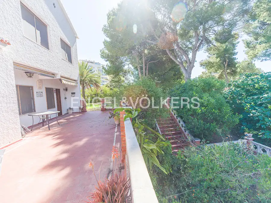 Exterior view of Houses for sale in El Campello  with Heating, Private garden and Terrace