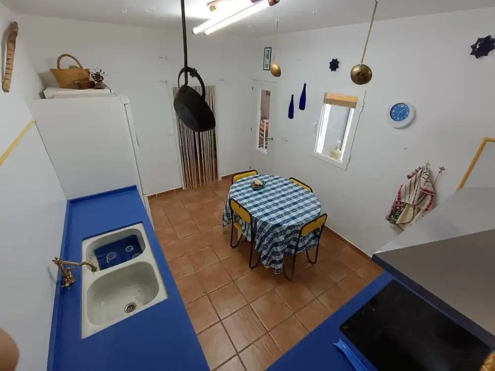 Cuina de Casa o xalet en venda en Chilluévar amb Aire condicionat, Terrassa i Moblat