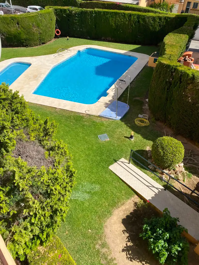 Piscina de Pis de lloguer en Benalmádena amb Aire condicionat, Terrassa i Moblat
