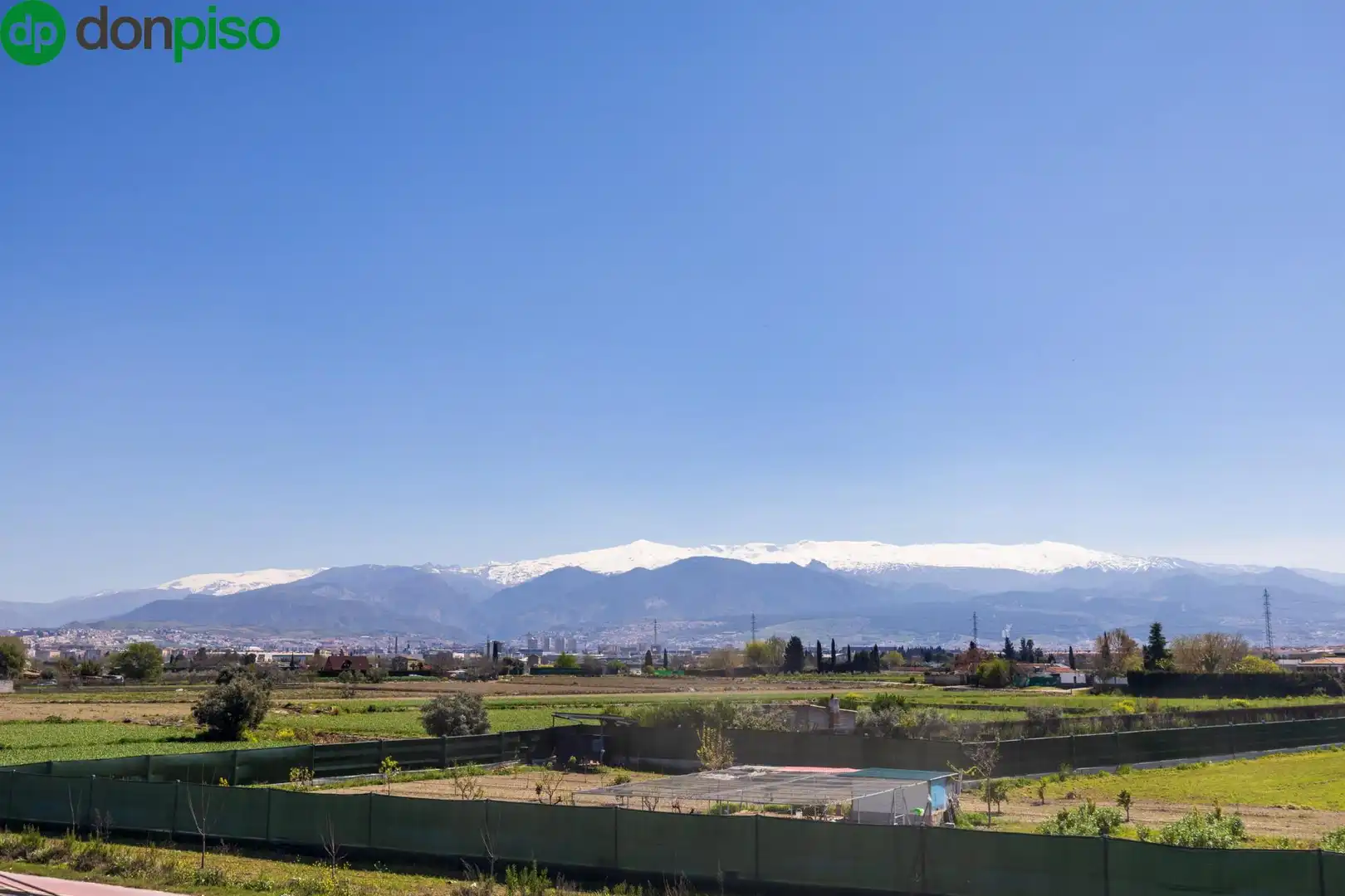 Jardí de Finca rústica en venda en Armilla amb Jardí privat i Terrassa