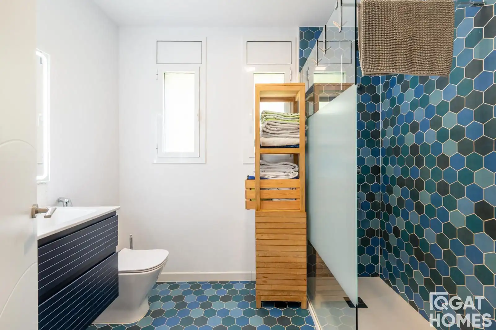 Baño de Casa adosada en venta en Sant Cugat del Vallès con Aire acondicionado, Calefacción y Trastero