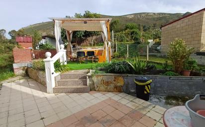 Jardí de Casa o xalet en venda en Castro-Urdiales amb Terrassa