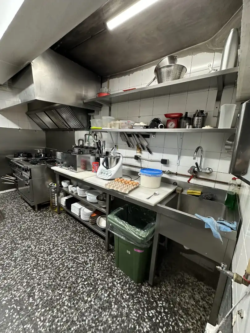 Cocina de Local en traspaso en Madrid con Aire acondicionado, Calefacción y Terraza