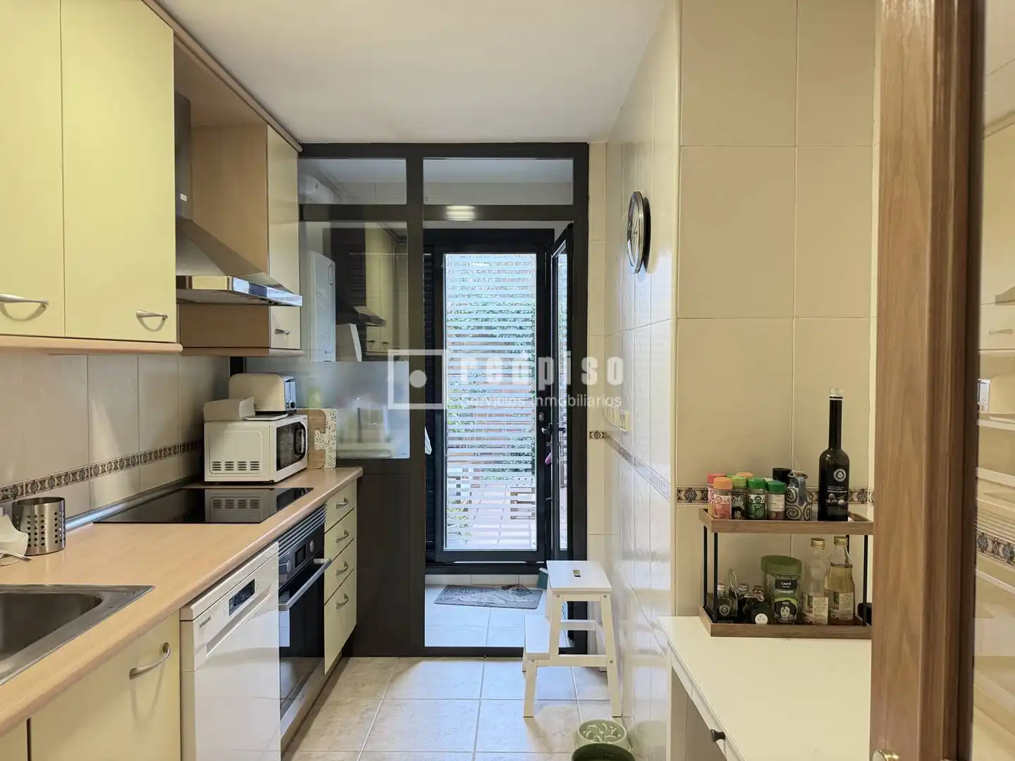 Kitchen of Duplexes for sale in Las Rozas de Madrid  with Air Conditioner, Heating and Private garden