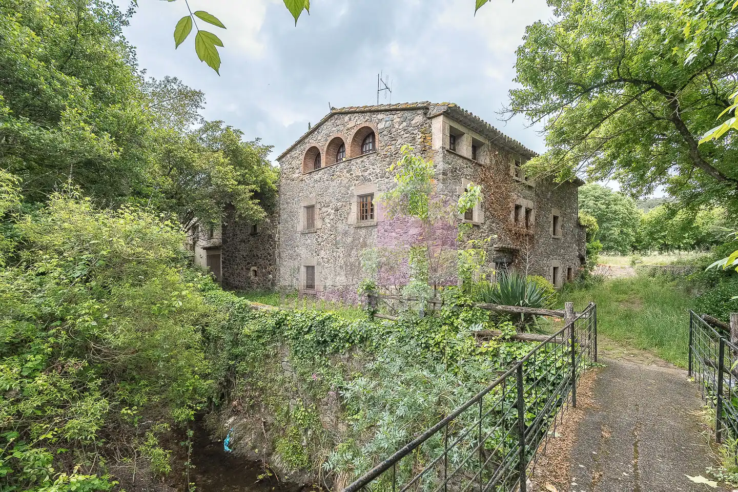 Exterior view of Houses for sale in Caldes de Malavella  with Air Conditioner, Heating and Private garden