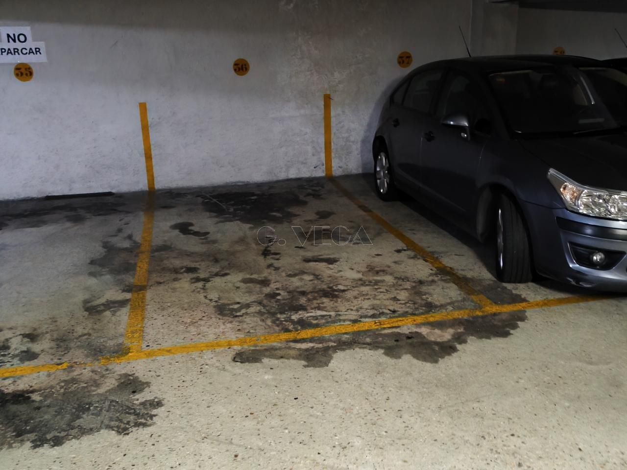 Parking of Garage for rent in Vigo 