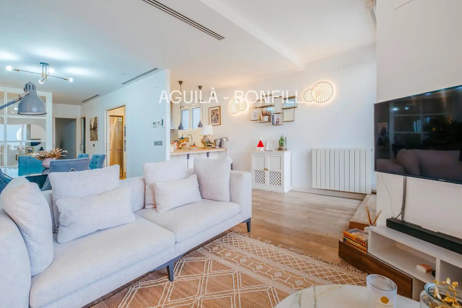 Sala de estar de Ático en venta en Barcelona con Aire acondicionado, Calefacción y Parquet