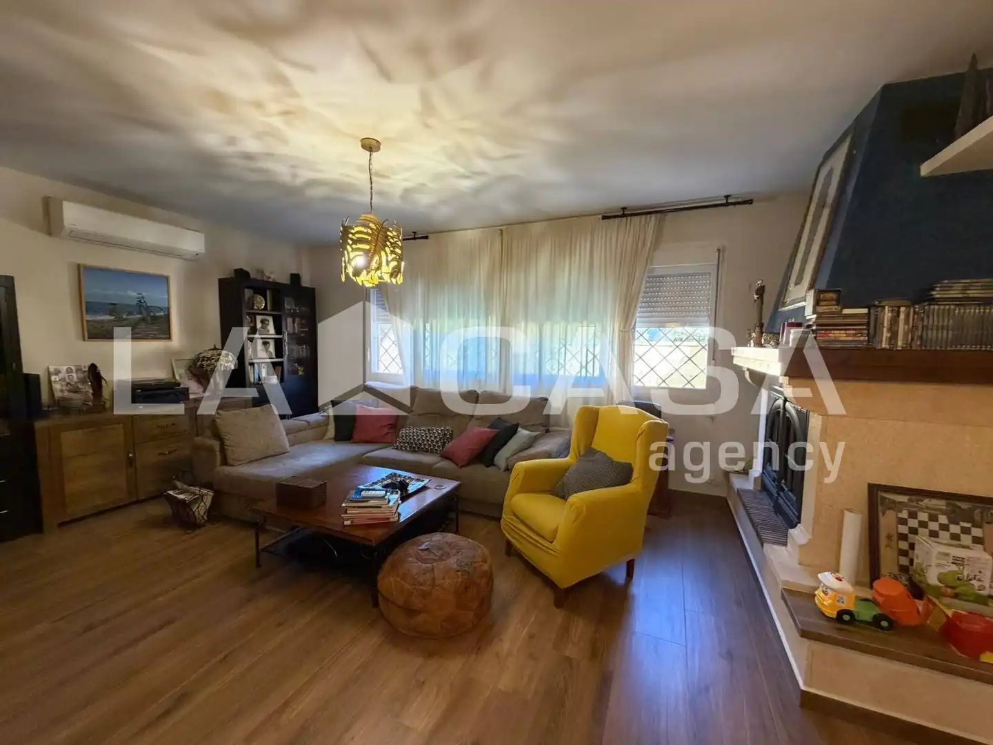 Vivienda con piscina en venta en Cerros de Montequinto, imagen 4