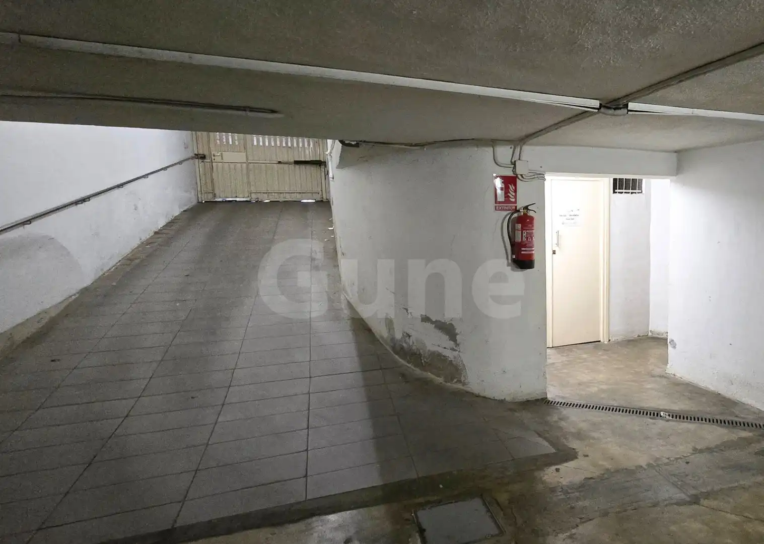 Parkplatz von Lagerraum zum Verkauf in Beasain