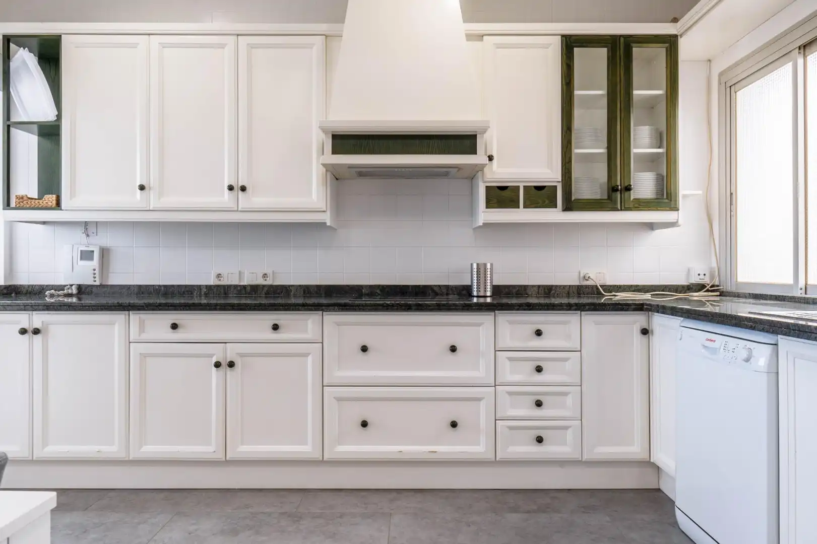Kitchen of Flat for share in Granada  with Heating