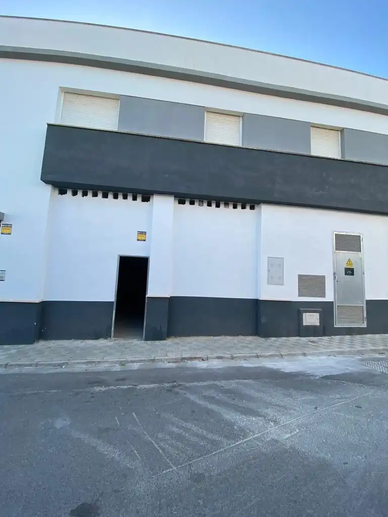 Locale commerciale in vendita a Calle de Sorolla