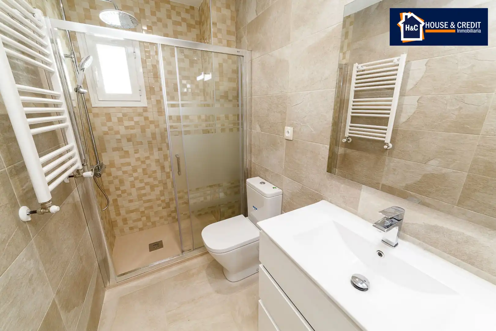 Baño de Piso de alquiler en Madrid con Aire acondicionado, Calefacción y Terraza