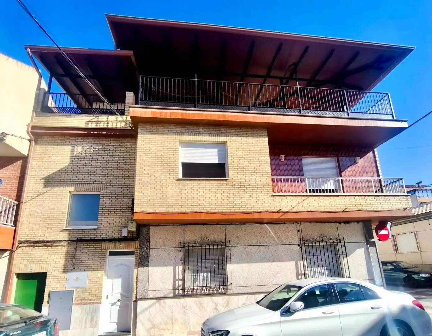 Exterior view of Attic for rent in Maracena  with Terrace, Furnished and Balcony