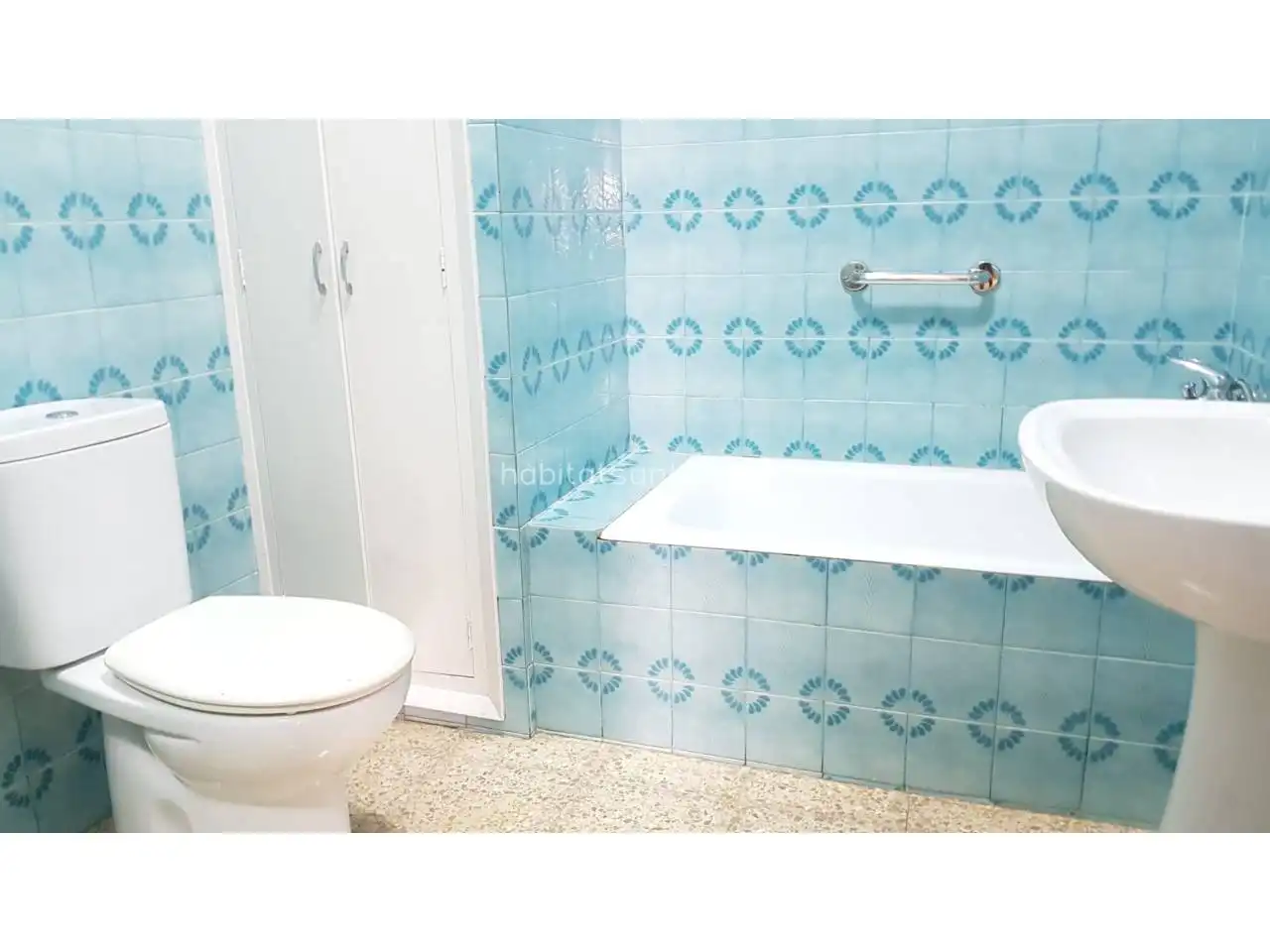 Badezimmer von Wohnung zur Miete in Sant Celoni mit Heizung, Privatgarten und Abstellraum