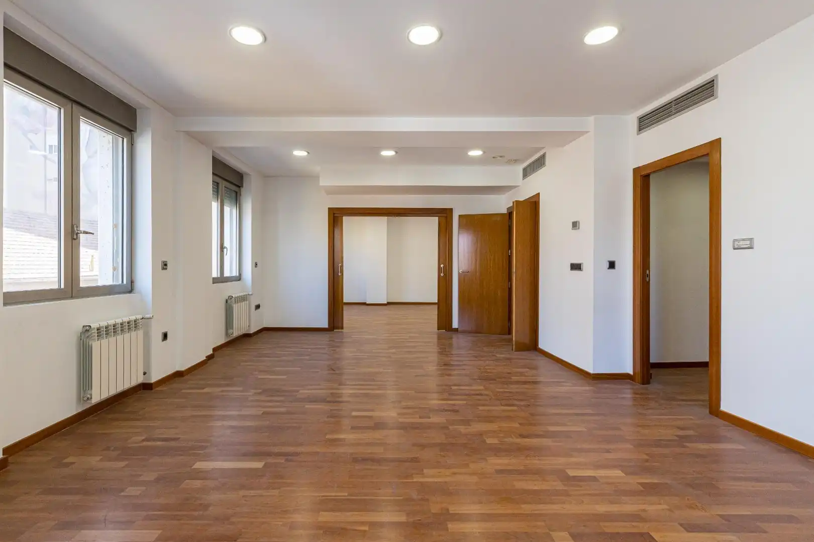 Flat for sale in Murcia  with Air Conditioner and Heating