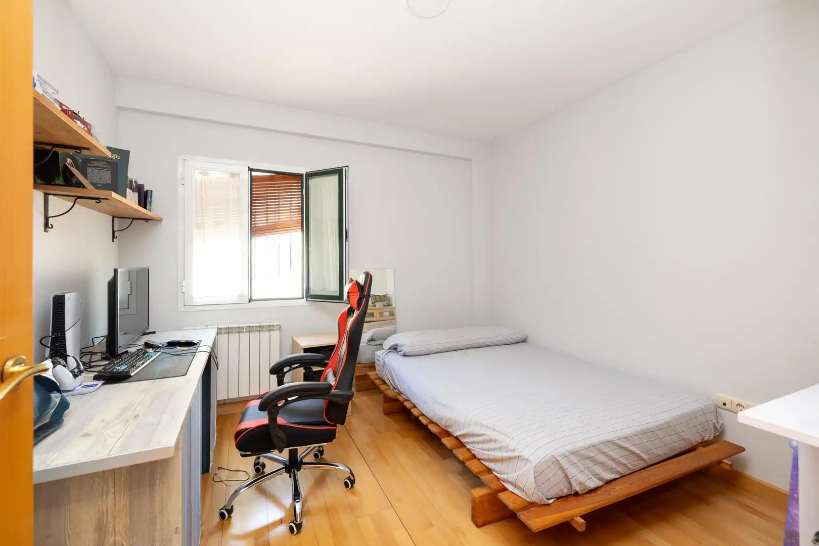 Bedroom of Flat for sale in Atarfe  with Air Conditioner, Heating and Private garden