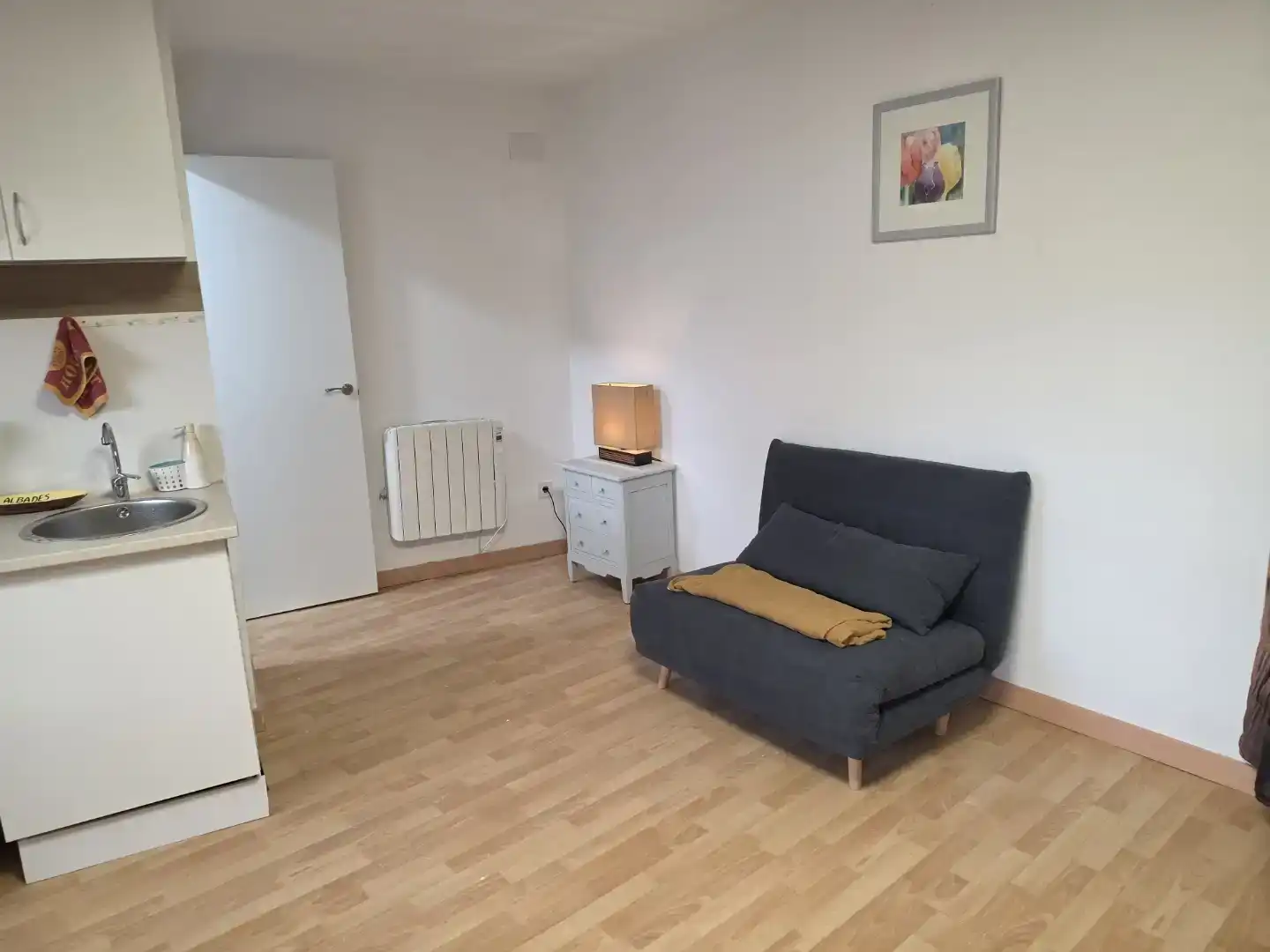Wohnzimmer von Wohnung zur Miete in Rubielos de Mora mit Parkett, Abstellraum und Waschmaschine