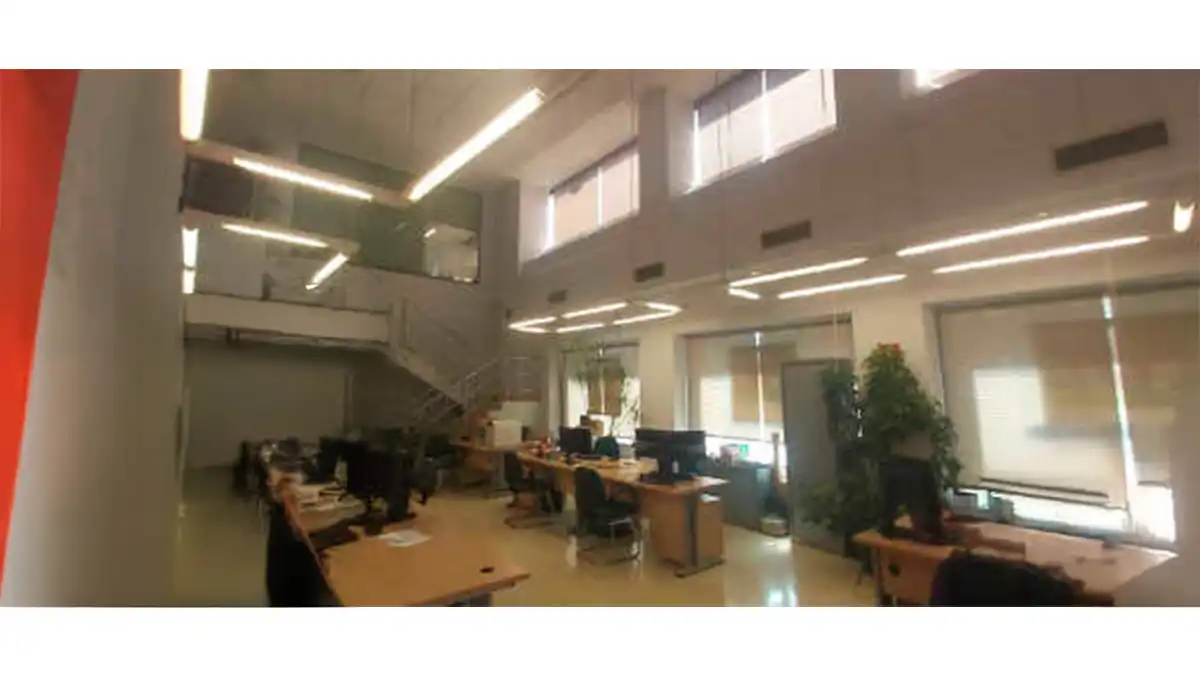 Local en venta en OSCAR ESPLÁ, 4, Ensanche - Diputación