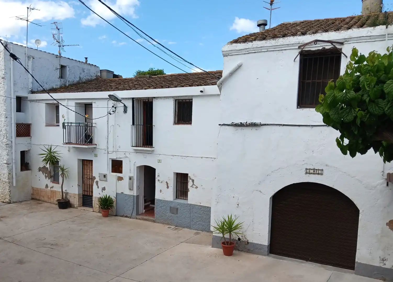 Vista exterior de Casa adosada en venta en Tortosa con Jardín privado, Terraza y Balcón