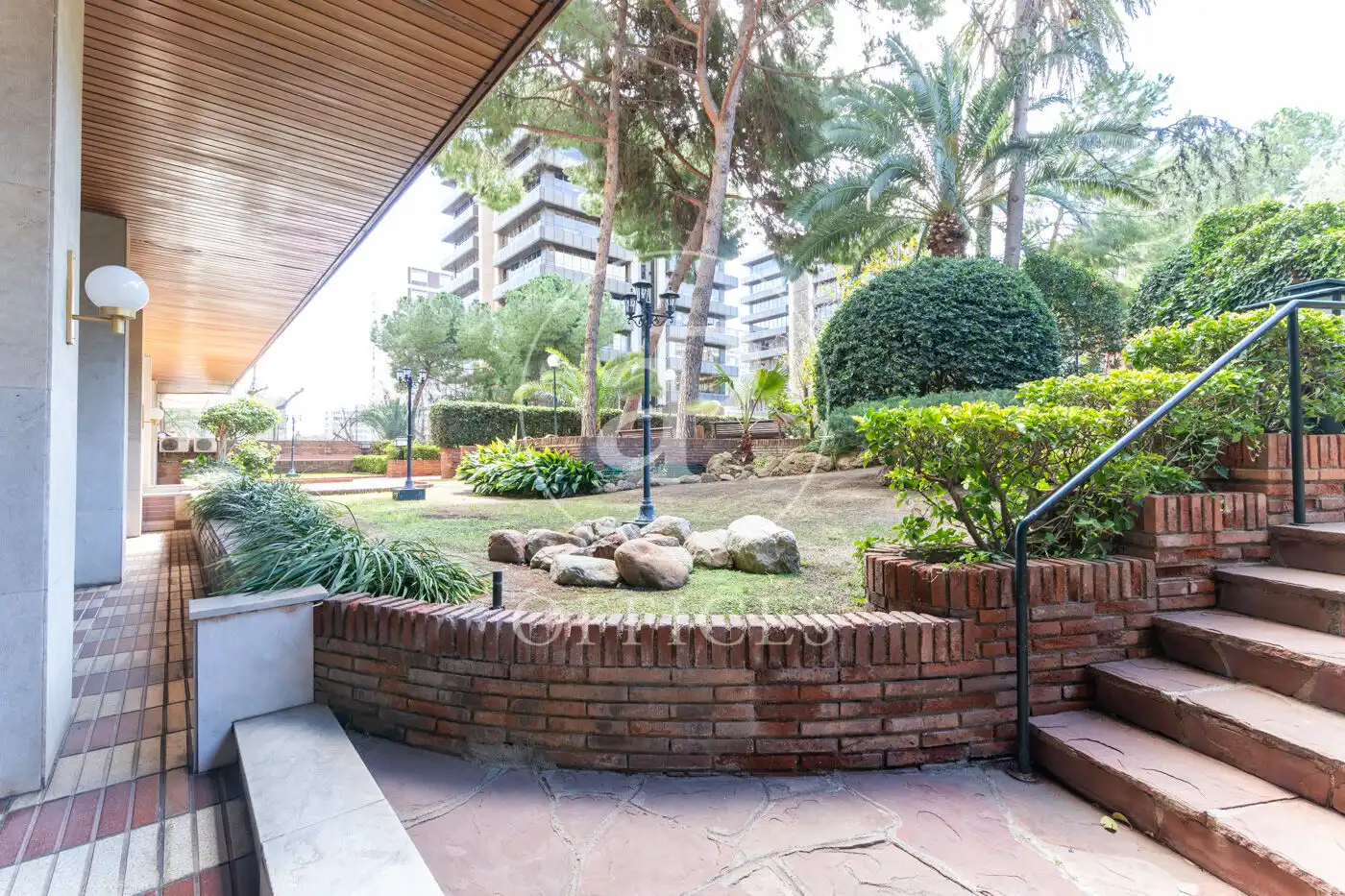 Garten von Büro zum Verkauf in Barcelona mit Klimaanlage