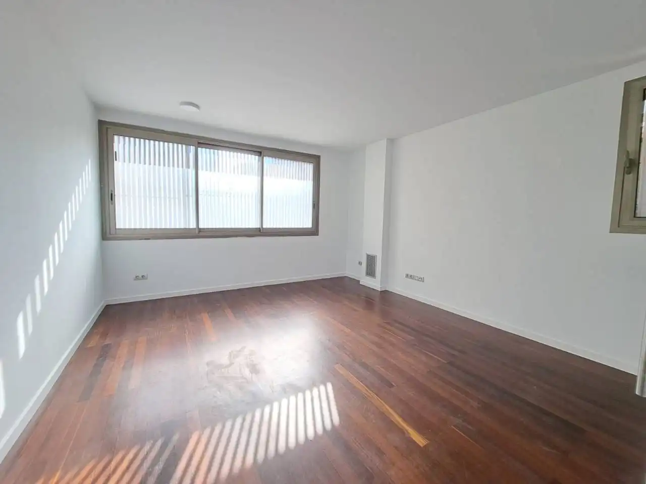 Flat for sale in Calle Lacy, Centre