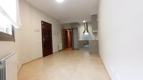 Foto 3 de Apartament de lloguer a Carrer de Lleó, Ca n'Oriol, Barcelona