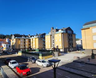 Vista exterior de Pis en venda en Val de San Vicente  amb Calefacció, Terrassa i Balcó