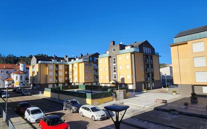 Vista exterior de Pis en venda en Val de San Vicente  amb Calefacció, Terrassa i Balcó