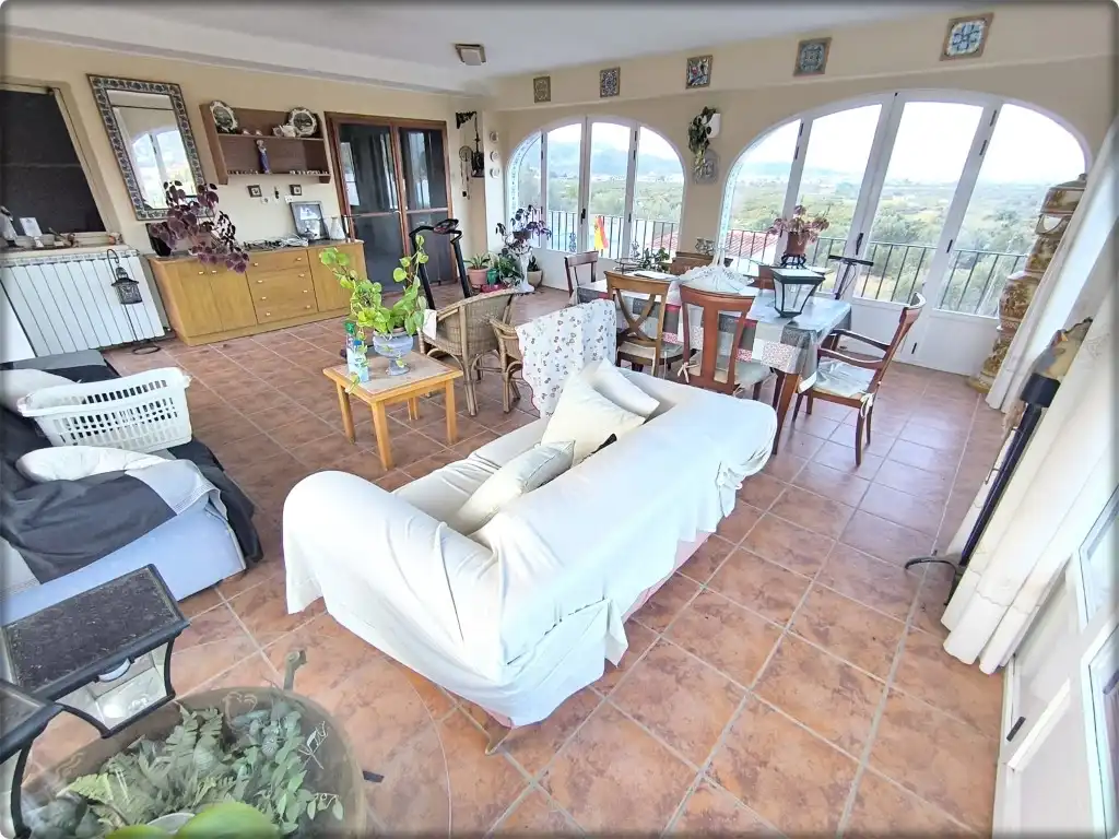 Houses for sale in Potries