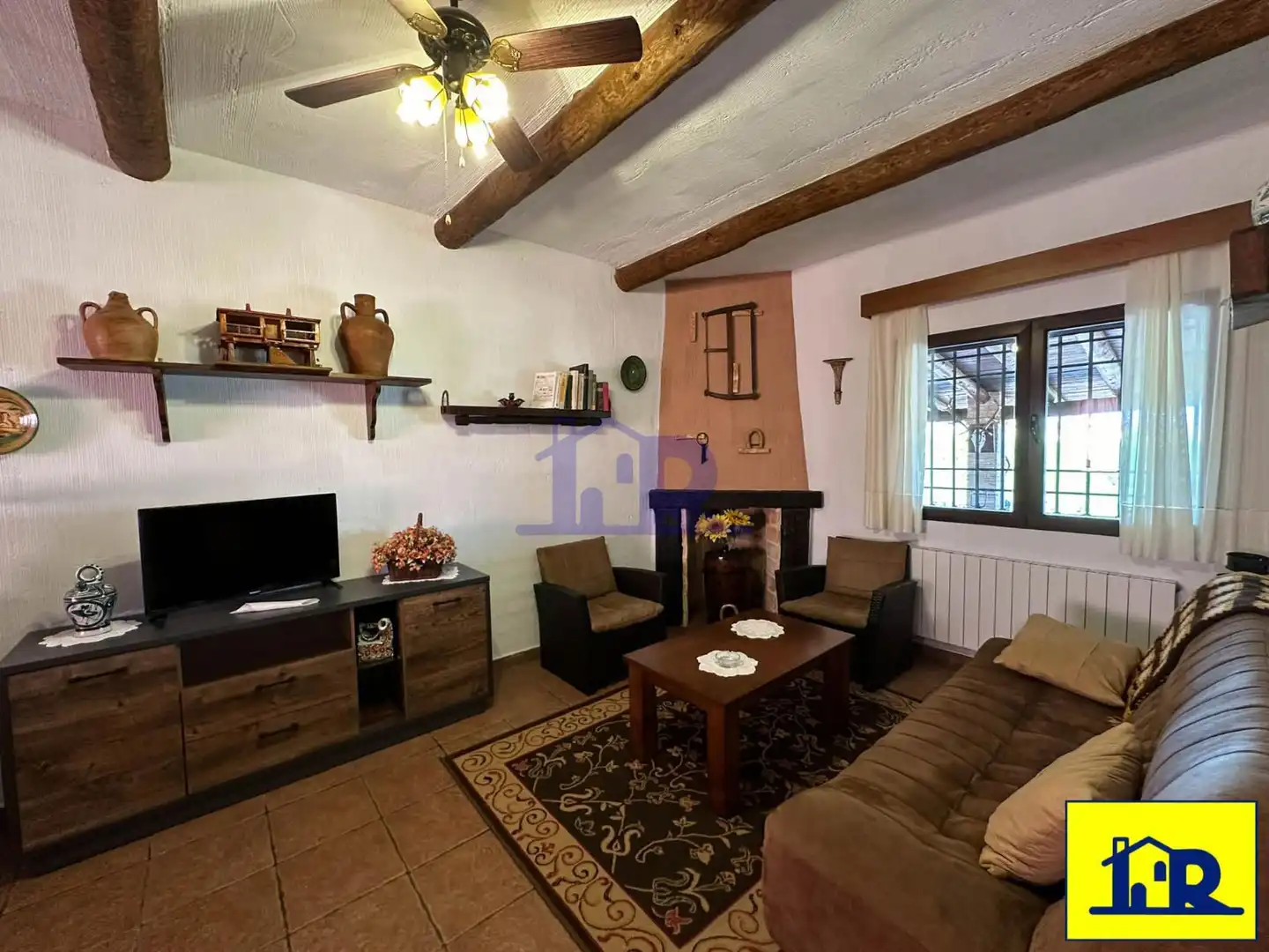 Living room of Houses for sale in Villar de Olalla  with Heating, Terrace and Storage room