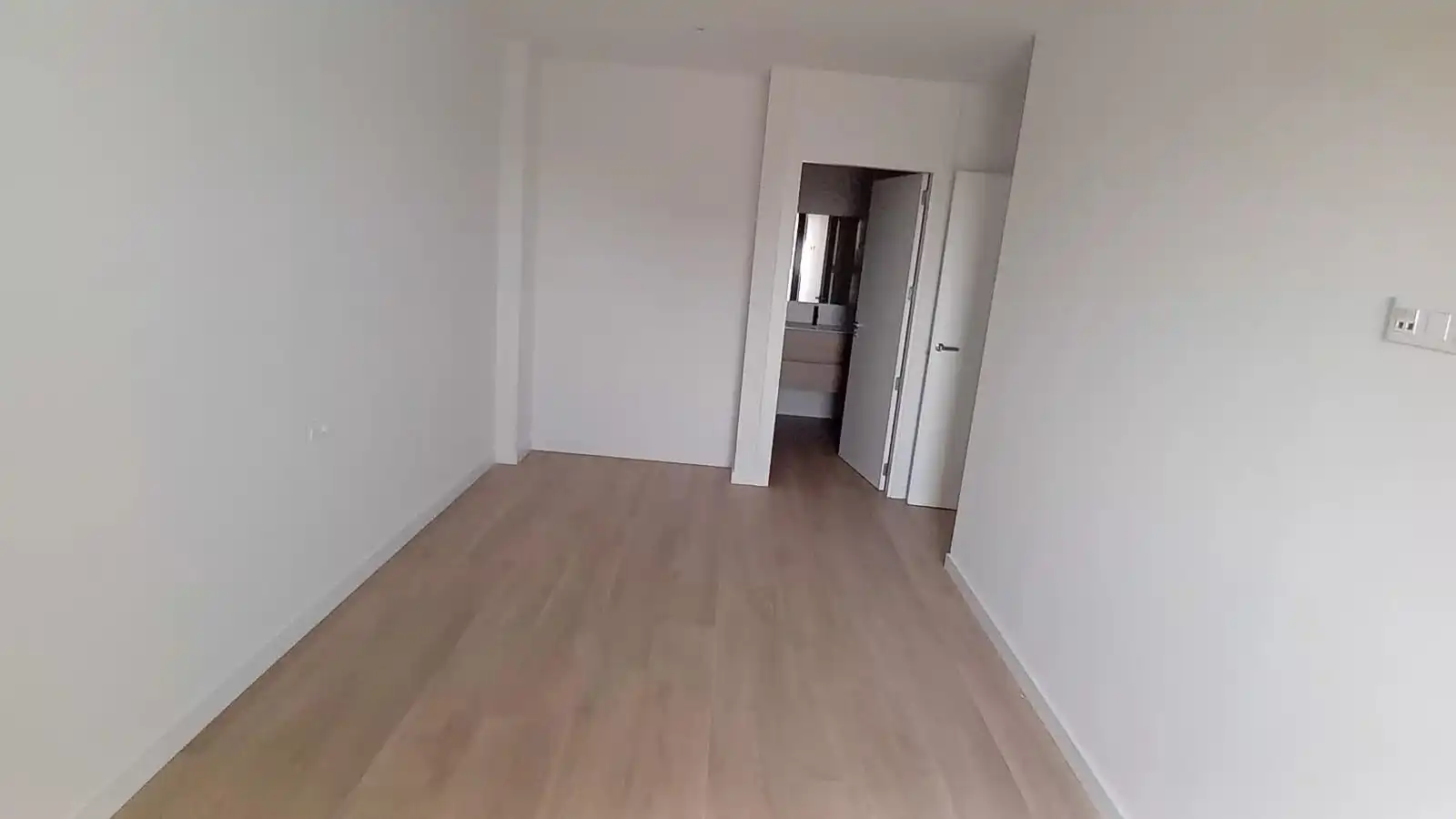 Schlafzimmer von Wohnung zur Miete in Lleida mit Heizung, Privatgarten und Terrasse