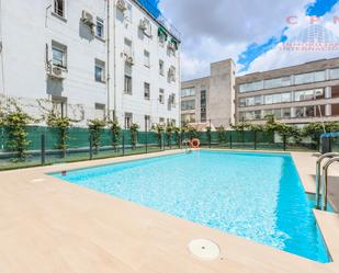 Swimming pool of Flat to rent in  Madrid Capital  with Air Conditioner and Terrace