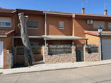 Casa a schiera in vendita a Plaza Mayor 9