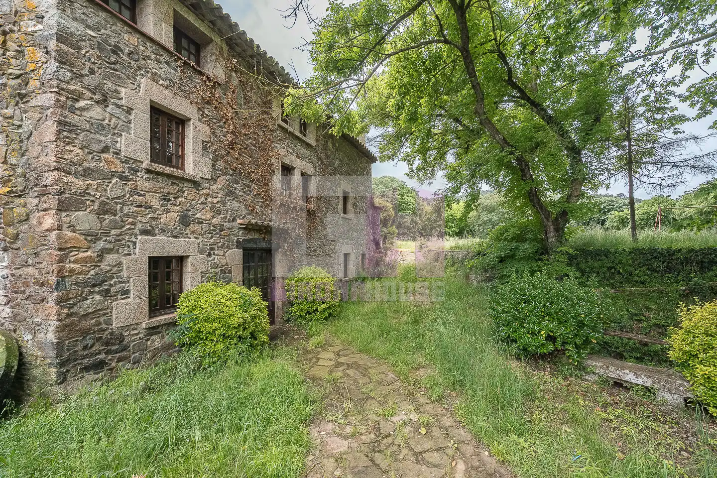Garden of Houses for sale in Caldes de Malavella  with Air Conditioner, Heating and Private garden