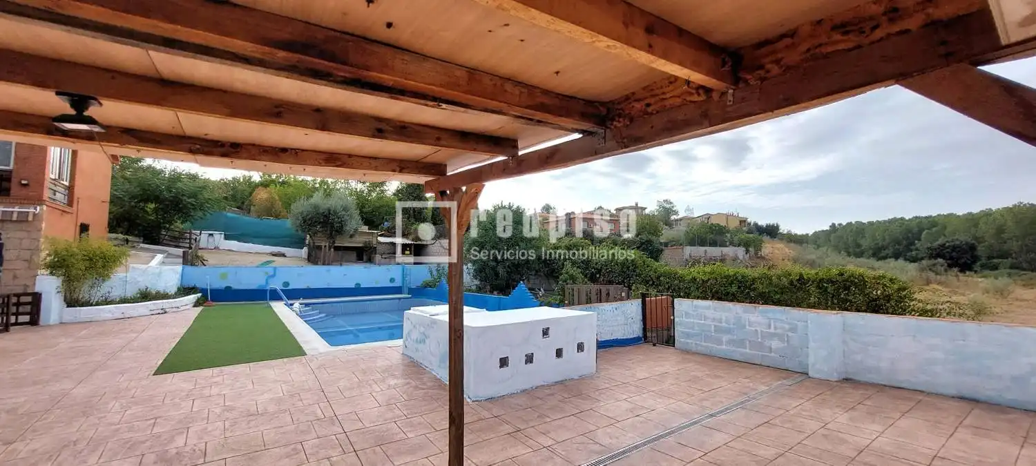 Villa con piscina in vendita a Lucillos, imagen 5