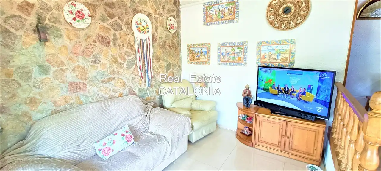 Sala d'estar de Casa o xalet en venda en Lloret de Mar amb Calefacció, Jardí privat i Terrassa