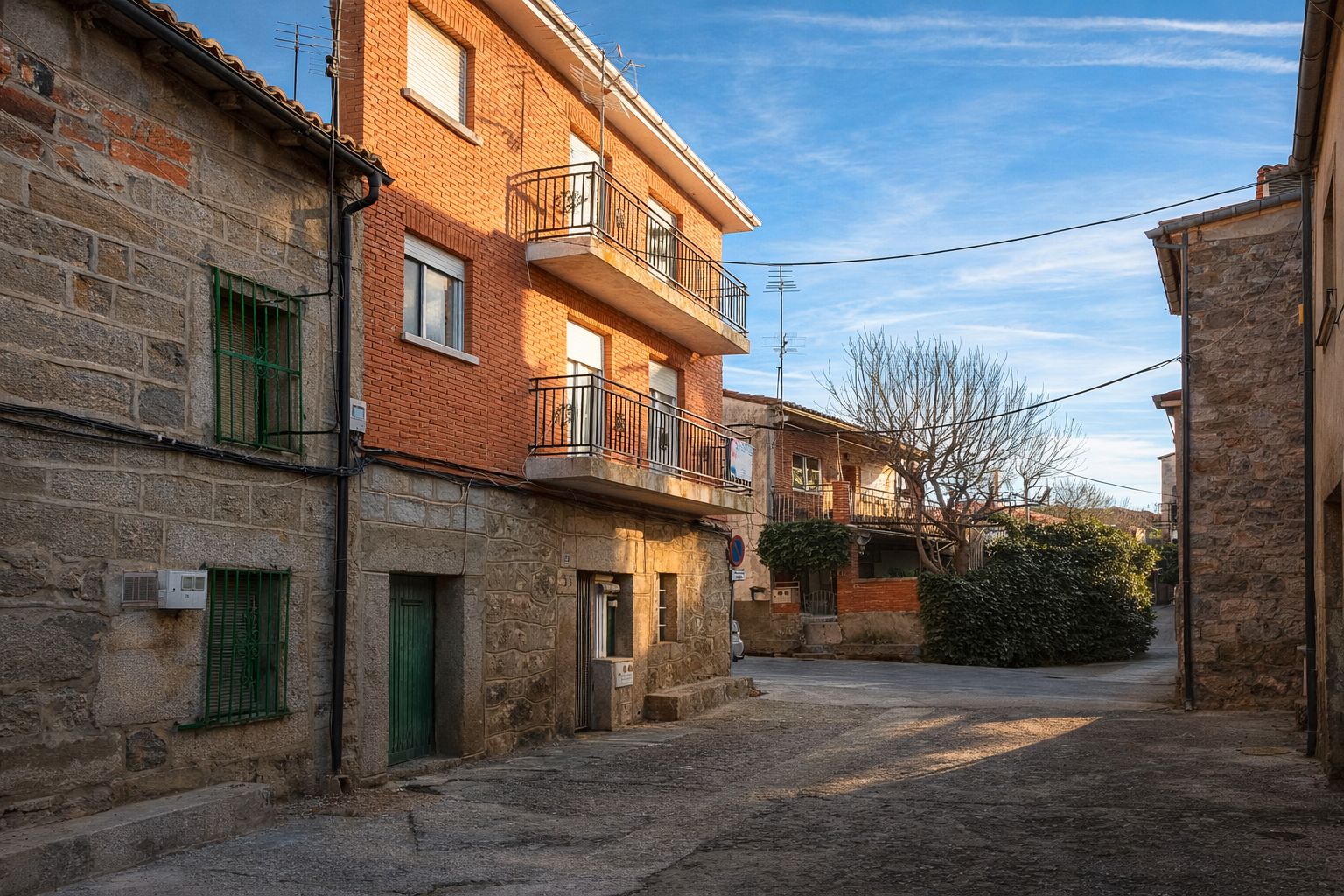 Vista exterior de Casa o xalet en venda en Navalmoral amb Balcó