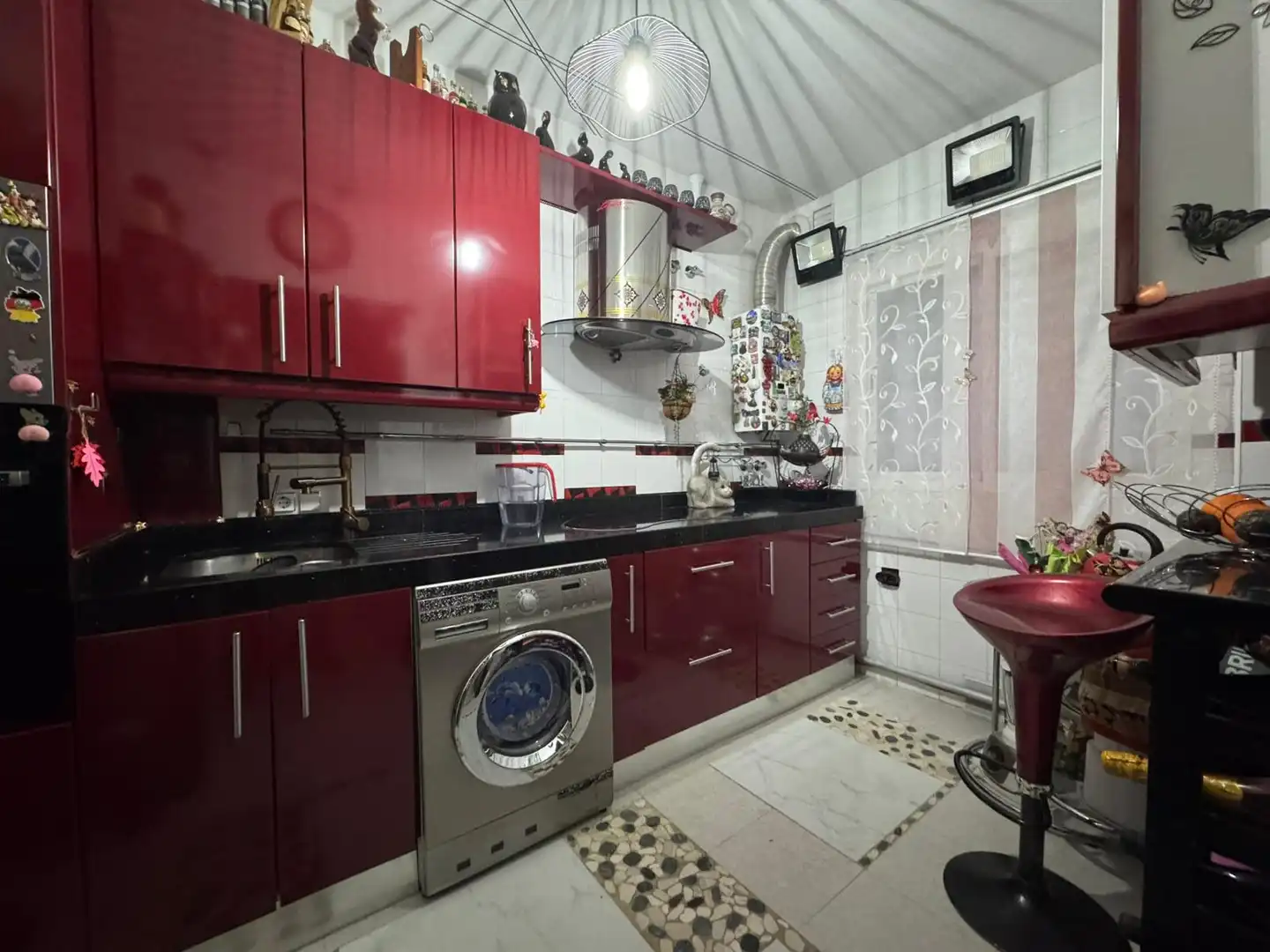Kitchen of Flat for sale in Sevilla  with Terrace