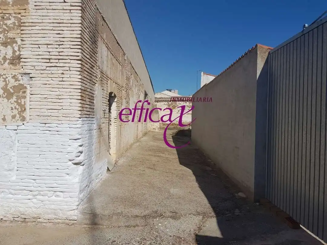 Exterior view of Industrial buildings for sale in El Carpio de Tajo