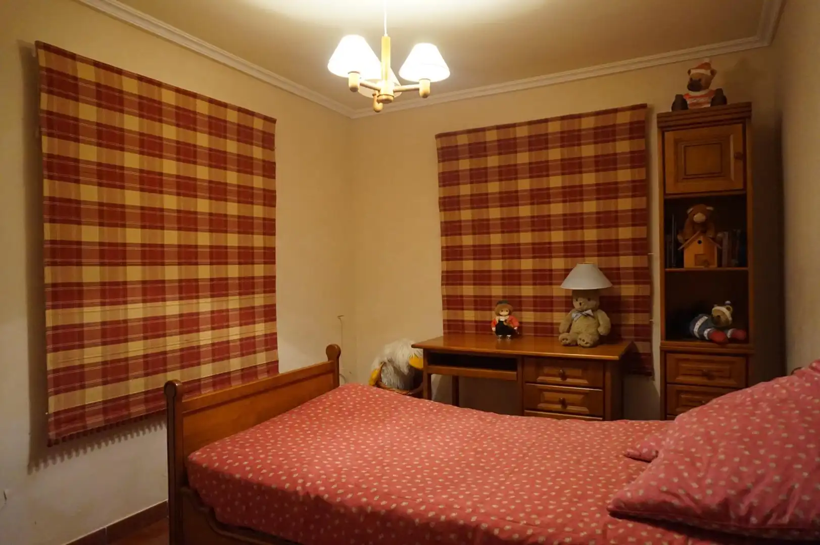 Dormitori de Casa o xalet en venda en Elche / Elx amb Jardí privat, Terrassa i Traster