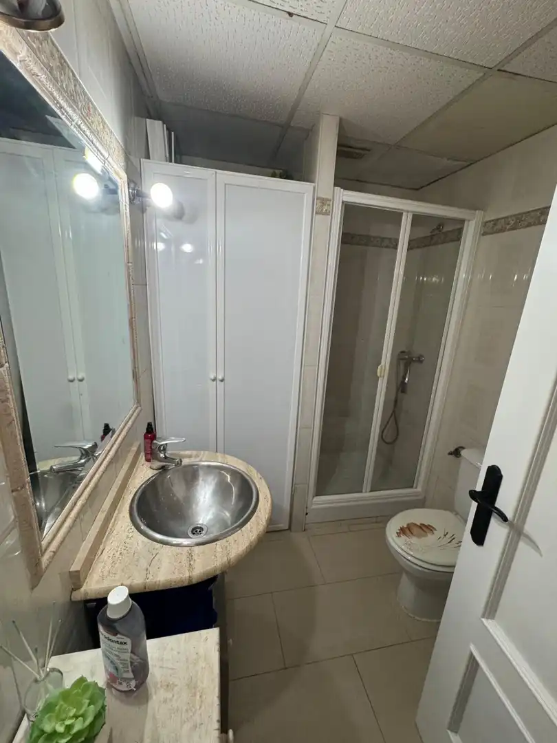 Bathroom of Houses for sale in Sevilla