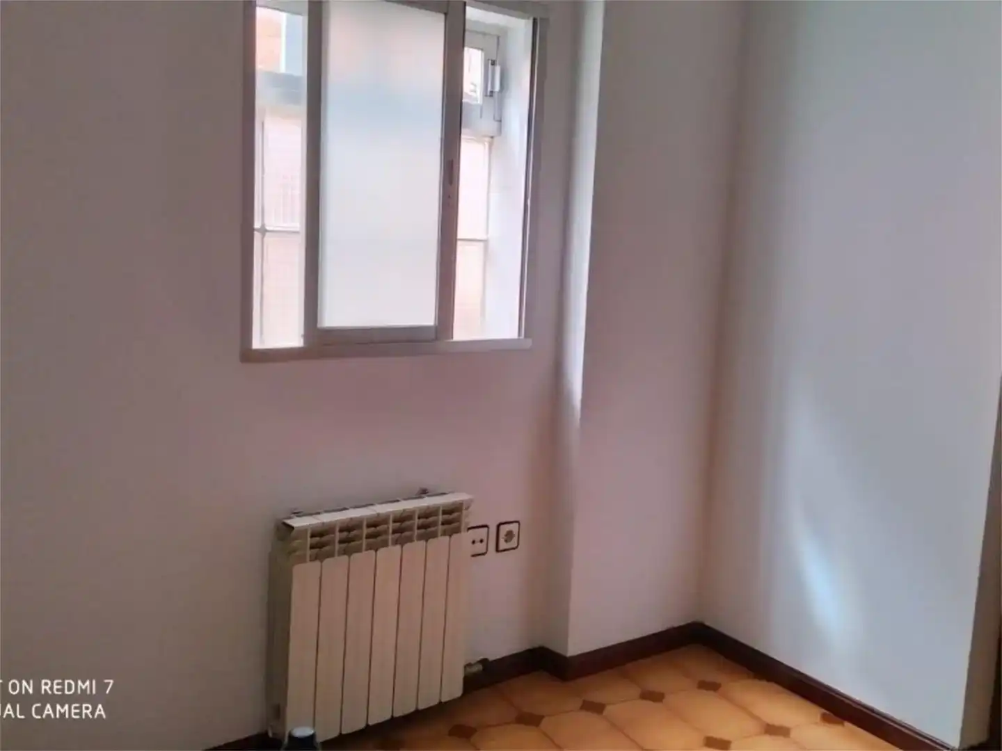 Habitación de Planta baja en venta en Ayllón con Trastero y Balcón