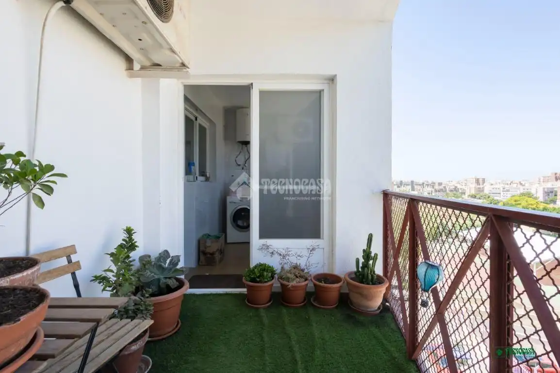 Terraza de Piso en venta en Almería con Terraza