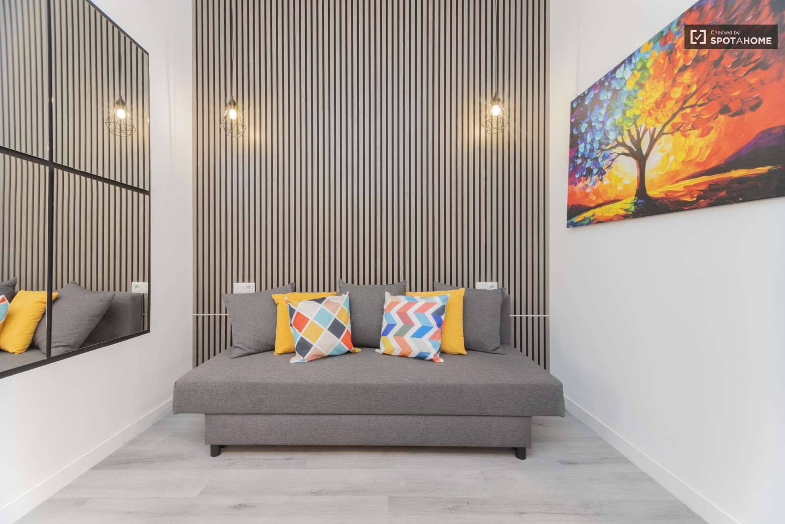 Living room of Study to share in  Valencia Capital  with Air Conditioner, Terrace and Furnished