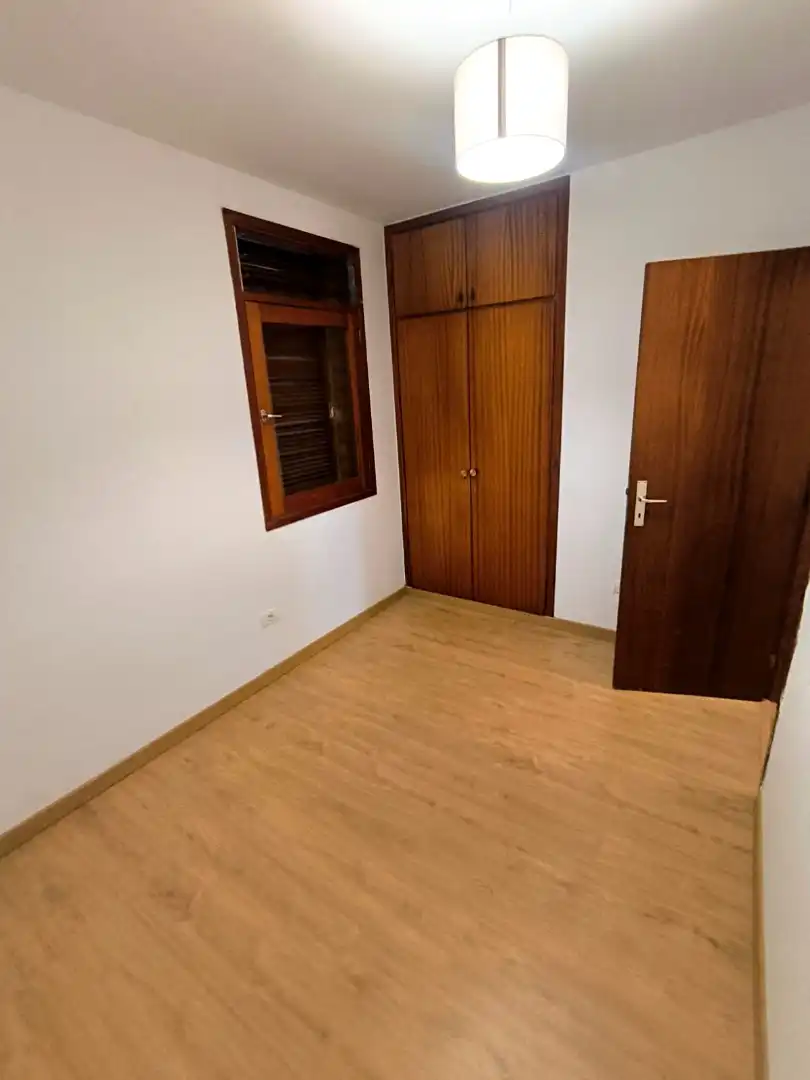 Habitación de Piso en venta en Santa Cruz de Tenerife con Parquet, Terraza y Balcón