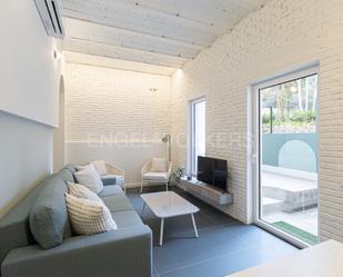 Sala d'estar de Apartament de lloguer en  Barcelona Capital amb Aire condicionat, Calefacció i Terrassa